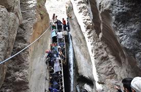 آبشار قره سو کلات نادر